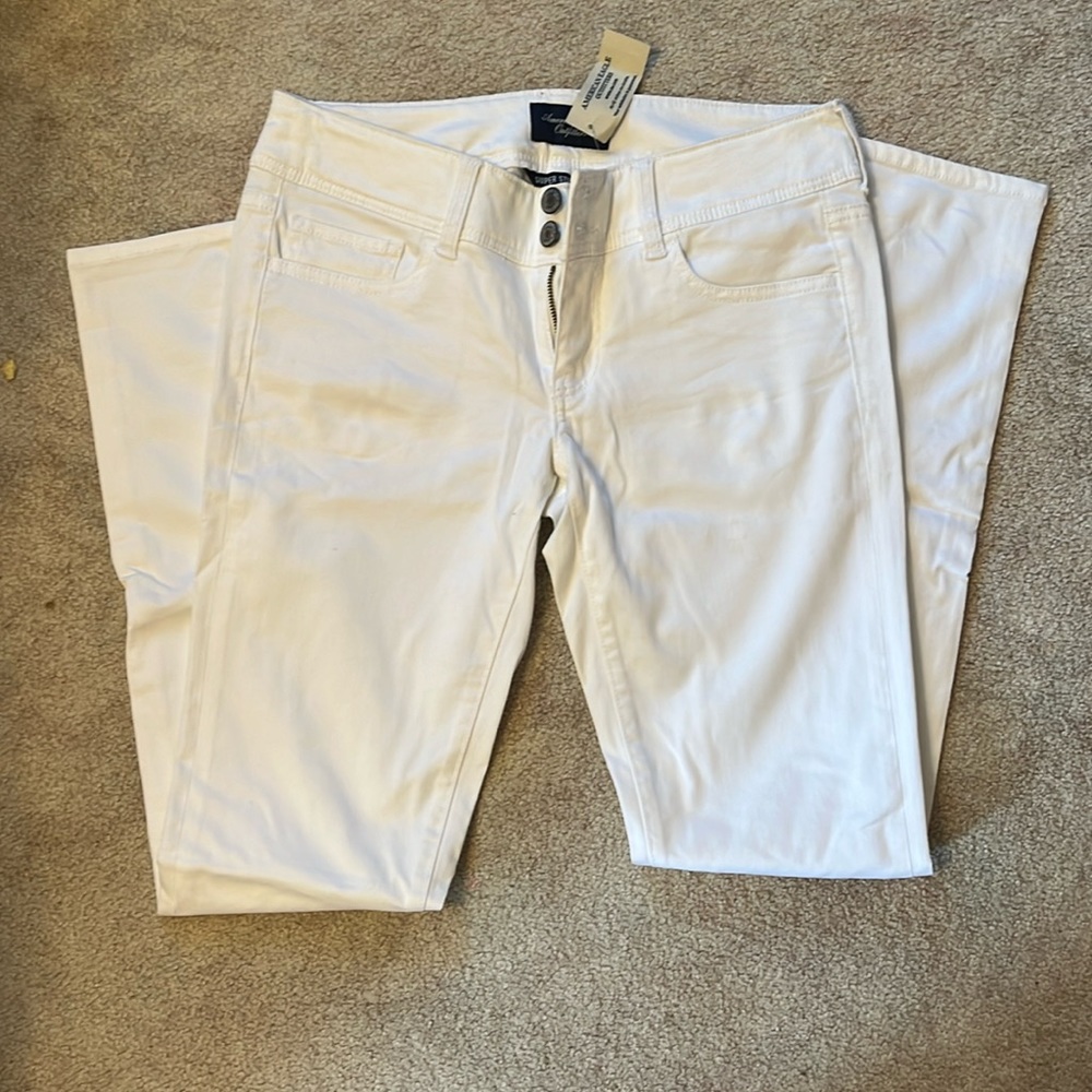 American eagle white pants size 4